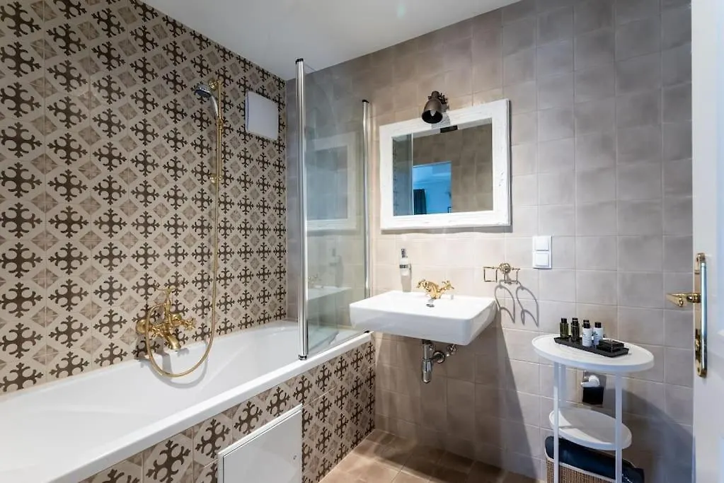 Neat 1Br Duplex By Metro And Center By Hm Apartment Vienna